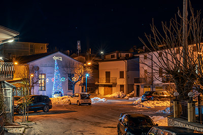 Miniatura: Piazza Risorgimento a Natale (Aschi).