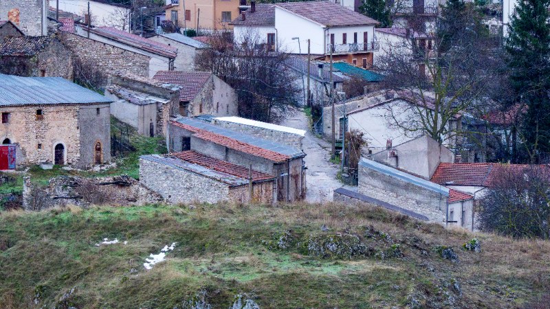 Aschi diventa “il paese dei lupi”